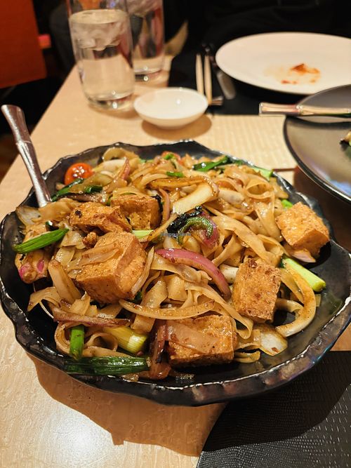 Drunken noodles   at Wynn Hotel - Wazuzu in Las Vegas