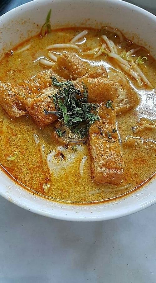 Laksa - curry noodles at Xian Long Vegetarian in Northeast Singapore