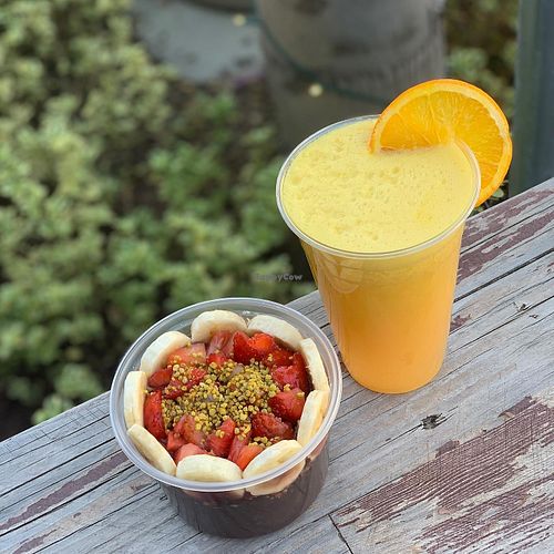 acai bowl at The Blend in Oxnard