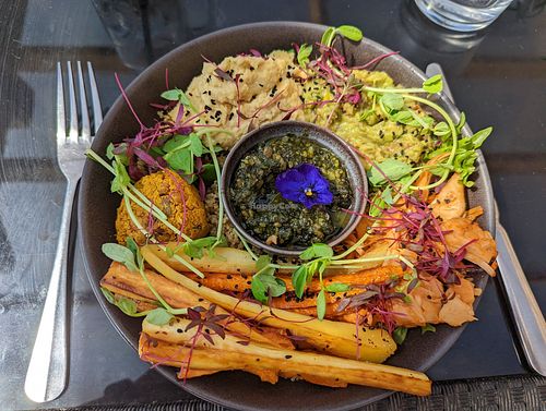 Nourish bowl vegan at The Pantry 8020 in Misterton