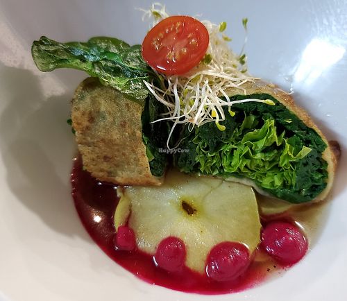 Spinach roll with caramelized apple at NA NA  in Playa Del Carmen