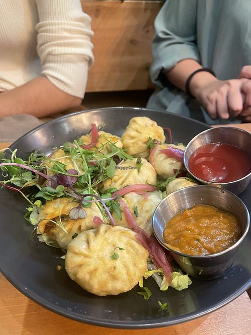 Momos   at Plant Base in Lisbon