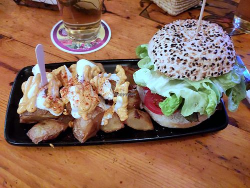 Black cat burger at Cat Bar in Barcelona
