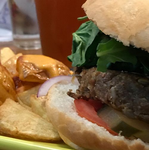 burguer  at Cat Bar in Barcelona