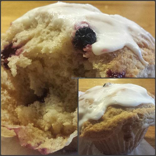 vegan lemon blackberry muffin at Hard Times Cafe in Minneapolis