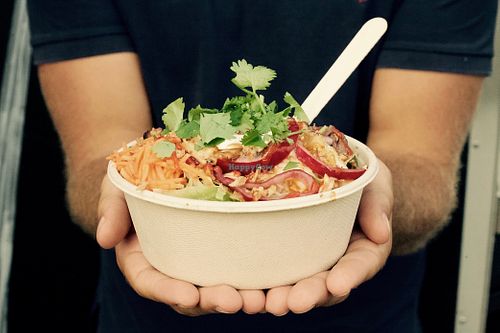 Asian style tempeh Bowl at Roll or Bowl in Sint-oedenrode