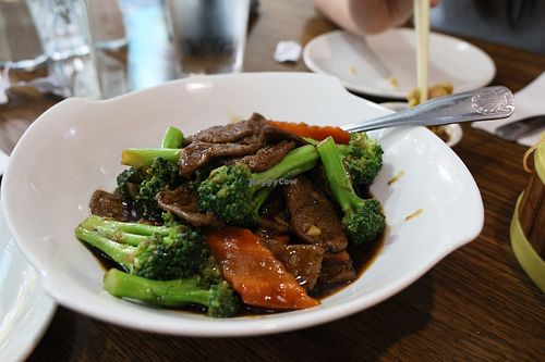 Veggie steak and broccoli at Veggie House  in Chicago