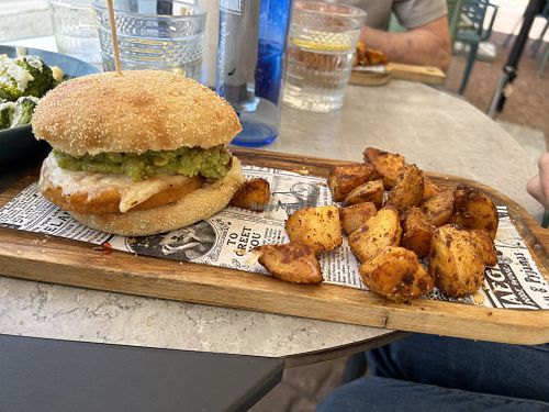 Chicken sandwich  at Fresh Green in San Sebastian