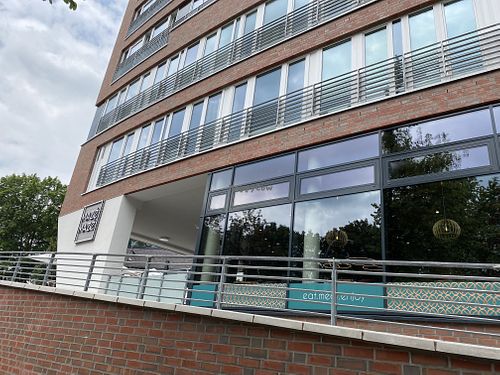 Street view at Mazé Mazé in Hamburg