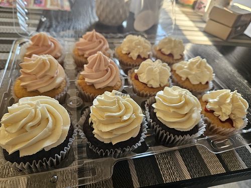 Red velvet, white chocolate raspberry, and strawberry shortcake  😋 at The Cupcave in Las Vegas
