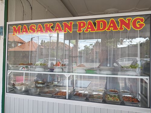 Serves vegan padang  dish at Pondok Vegan in Denpasar