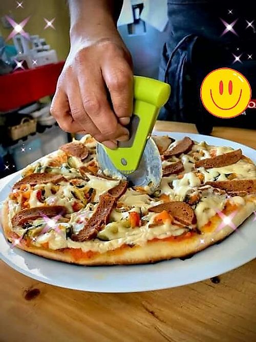 Vegan Pepperoni Pizza at Salud Para Vida in San Pedro La Laguna