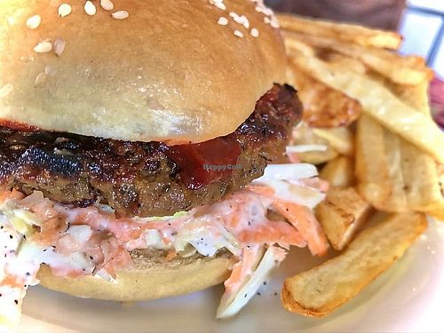 BBQ Burger! at Salud Para Vida in San Pedro La Laguna