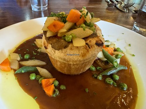 mushroom / potato Wellington  at Sonoma Wine Shop - La Bodega in Sebastopol