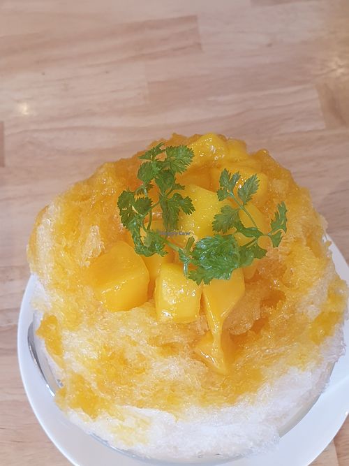 Mango Kakegori at KOMEDA is in Tokyo
