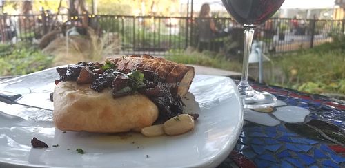 Vegan baked brie at Wine Time in Chico