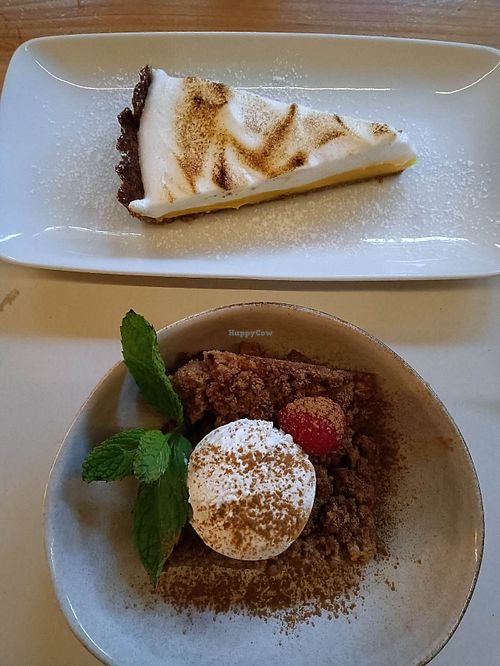 Lemon meringue pie & crumble with ice cream at GAO in Matosinhos