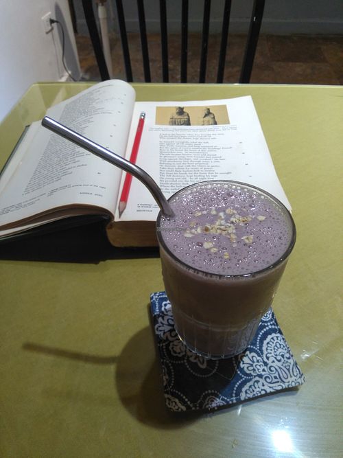 Blueberry muffin banana smoothie at Abracado in Hanoi