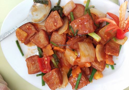 Sweet and sour spare ribs  at Loving Hut - Âu Cơ in Hanoi