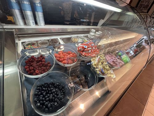 fruit toppings  at Blub - Königstr in Stuttgart