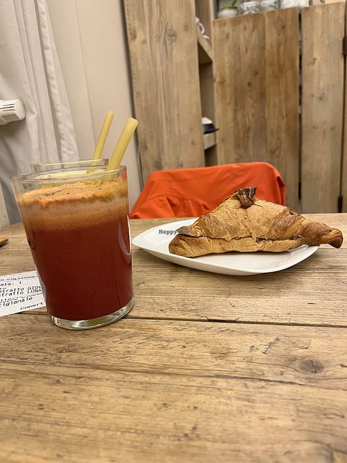   at UNO Caffé Olistico in Bologna