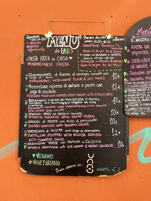   at UNO Caffé Olistico in Bologna