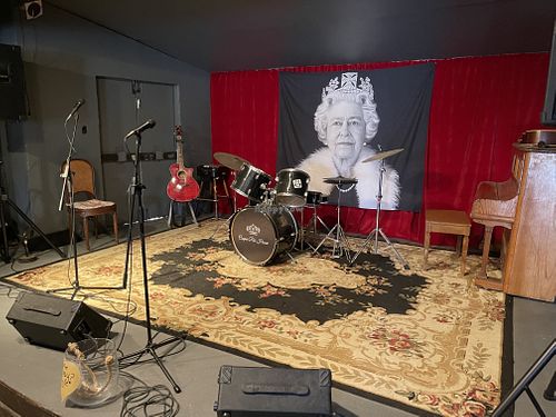 Insidr at Caspar Pub House in Caspar