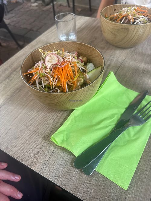   at La Maison Verte in Sete