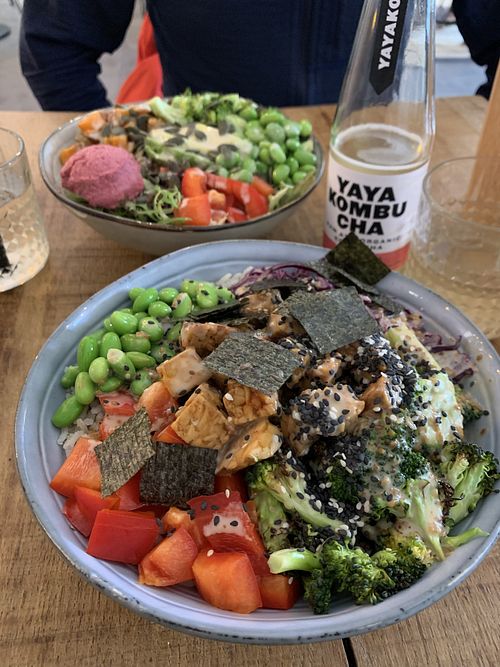 Image of Bowls 'n Rolls