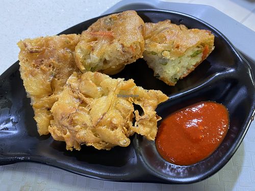 Cai Bing  at Ci Su Vegetarian 慈素素食 in Northeast Singapore