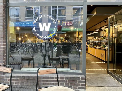 store front at Wayne's Coffee in Berlin