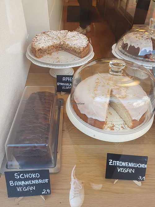 The 4 vegan cakes for today at Verenas in Innsbruck