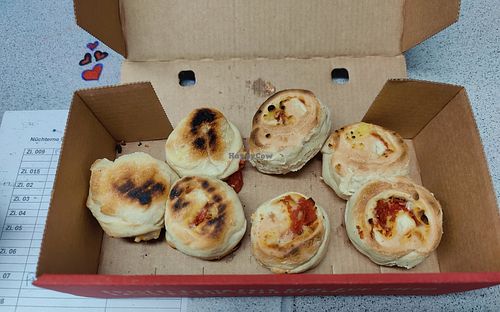 Pizzabrötchen Las Vega- das einzige was da lecker war at Dominos Pizza in Karlsruhe