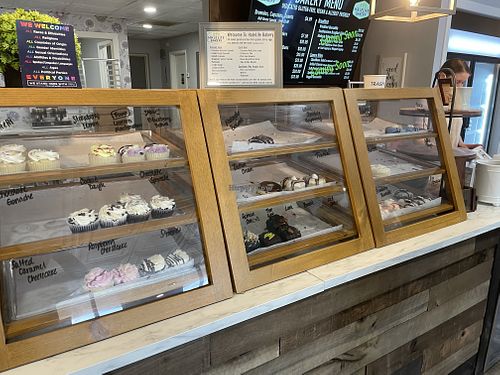 Sweets at HaleLife Bakery in Tampa