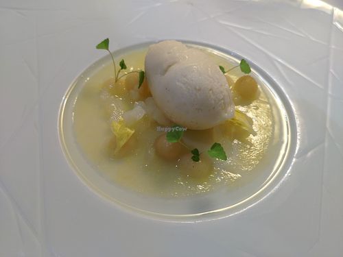 Dessert at Le Vieux Logis in Tremolat