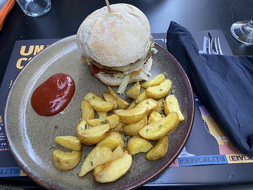  Vegan Burger   at Encanada in Viana Do Castelo
