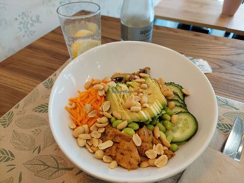 Protein poké with heura pb-chickn and edamame as extra #Veganuary at Kinoa in Malaga