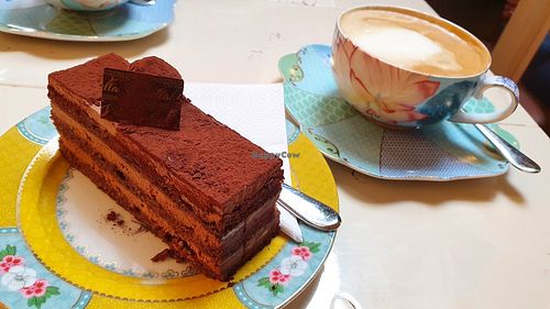 Schokotörtchen 😋 at Isabella Glutenfrei Patisserie in Cologne