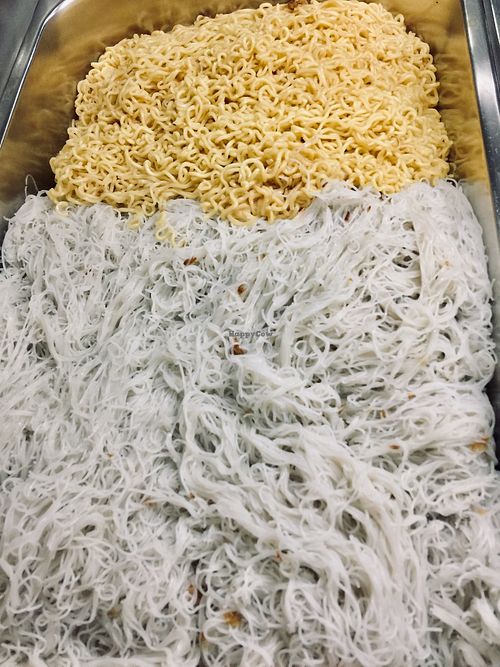 Bee Hoon and noodle. Photo by Vegetarian Delight at Vegetarian Delight 素食小吃 in Central Singapore