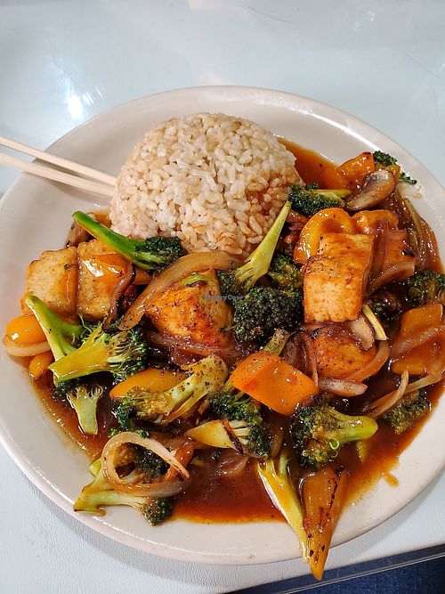 Heavenly tofu with brown rice at Loving Hut in Tampa