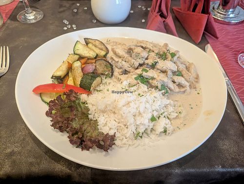 Boeuf Stroganoff vegan at Sankt Petersburg in Cologne