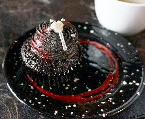 Cupcake Scorpio at Café Contresort in Paris