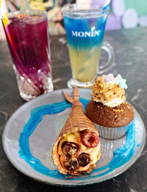 Cone with passion fruit cream + lemon cupcake (brunch desserts) at Café Contresort in Paris