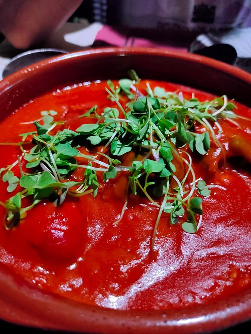 Pimientos rellenos de soja texturizada at El Sarao de Lara in Las Rozas De Madrid