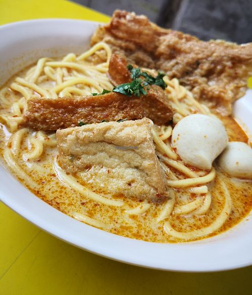 Laksa. Photo by Universal Vegetarian. at Universal Vegetarian 源之素 in West Singapore