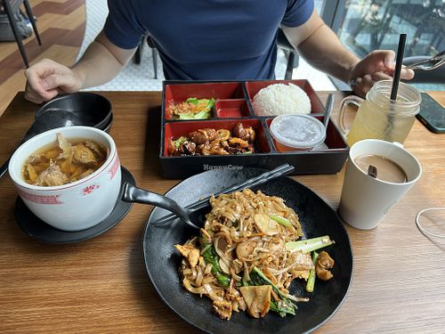 Overall meal  at Leaf Corner 慈素 - Tai Seng in Central Singapore