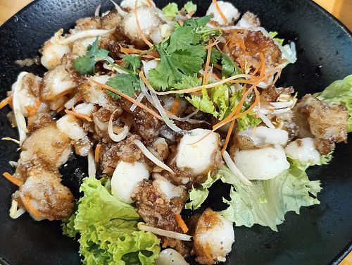 fried radish cake at Leaf Corner 慈素 - Tai Seng in Central Singapore