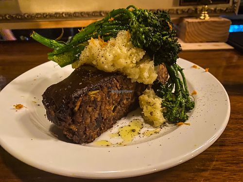 Meatloaf at Cloak & Dagger in Cleveland