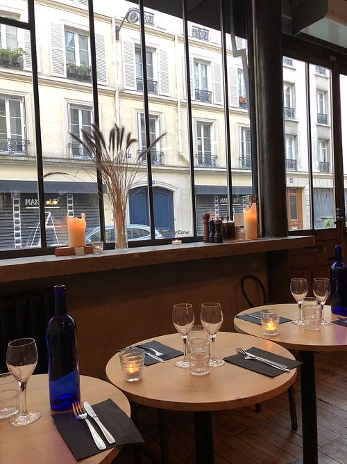 Inside  at Soya Cantine Bio in Paris