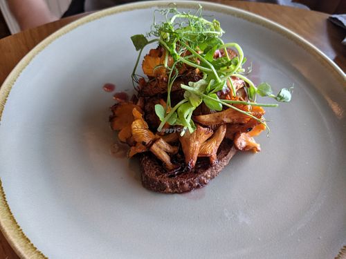 Vegan mushrooms on bruchetta at The Dunvegan in Isle Of Skye